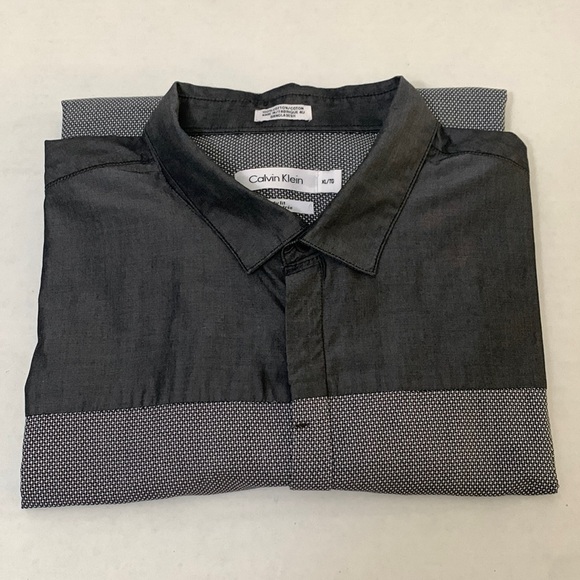 CALVIN KLEIN Color Block, LS  Body Fit, Sz. XL Hide Button Down Shirt/EUC - Picture 1 of 17